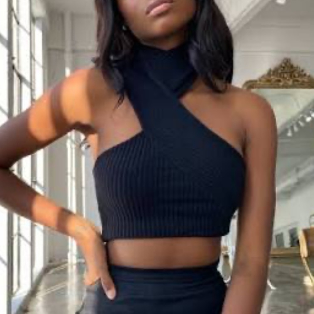 ARE YOU AM I Black Ribbed Halter Top